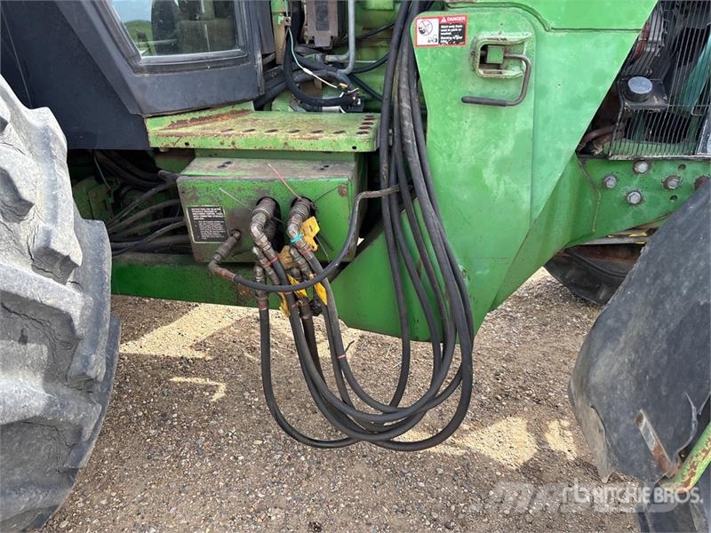 John Deere 3155 4WD Tractor Traktorit