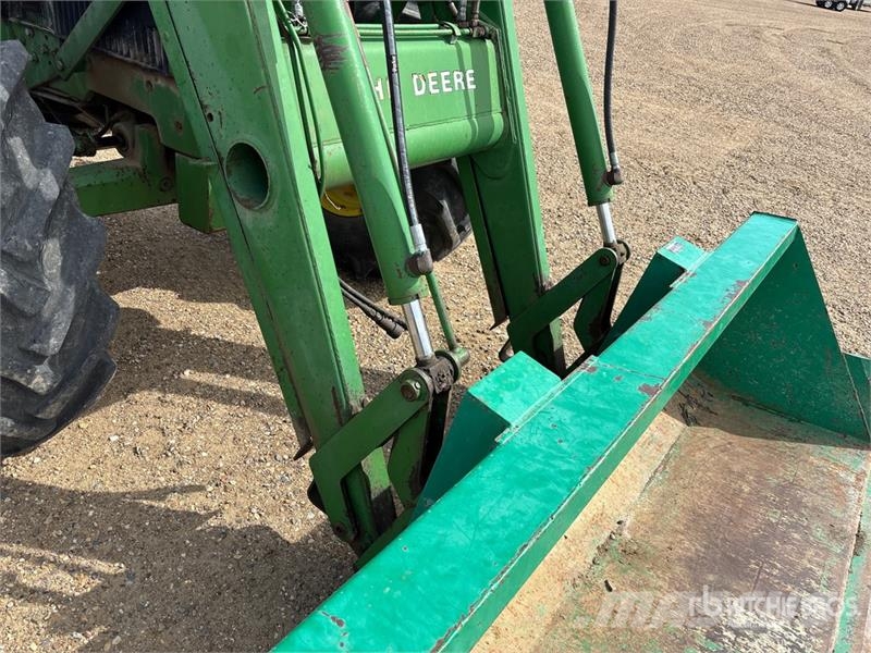 John Deere 3155 4WD Tractor Traktorit