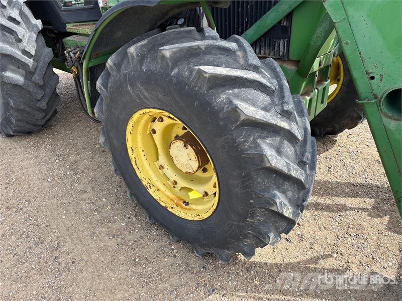 John Deere 3155 4WD Tractor Traktorit