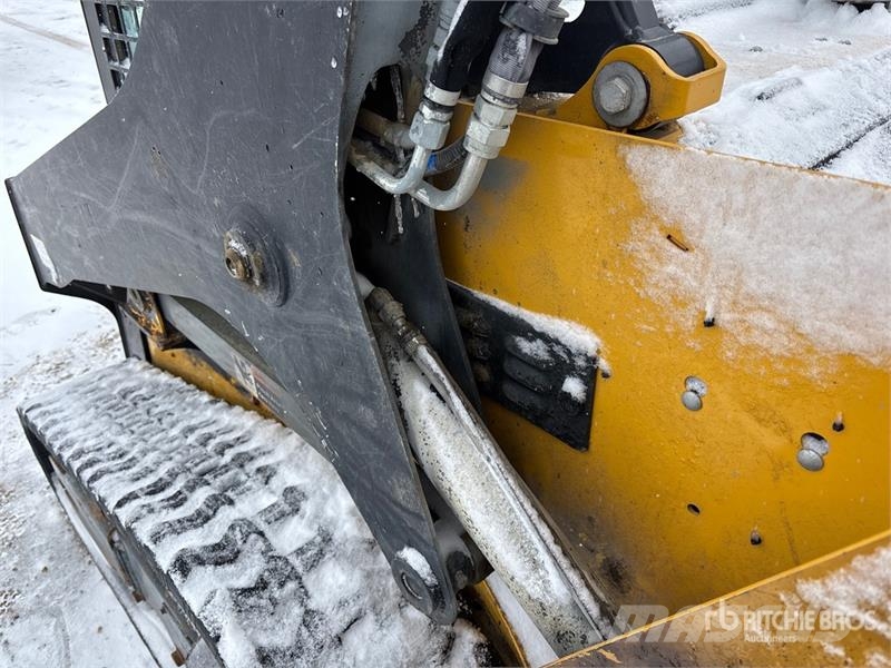 John Deere 317G Lietoti riteņu kompaktiekrāvēji