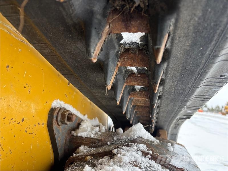 John Deere 317G Lietoti riteņu kompaktiekrāvēji