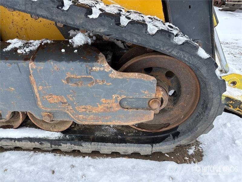 John Deere 317G Lietoti riteņu kompaktiekrāvēji