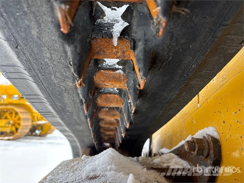 John Deere 317G Lietoti riteņu kompaktiekrāvēji