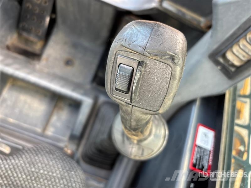 John Deere 318D Skid steer loaders
