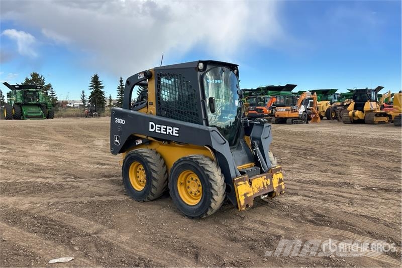 John Deere 318D Skid steer loaders
