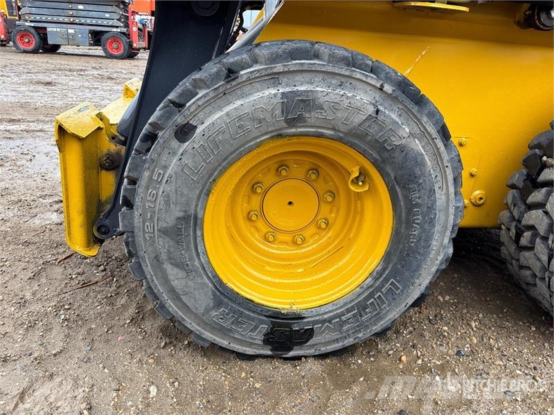 John Deere 320D Kompaktrakodók