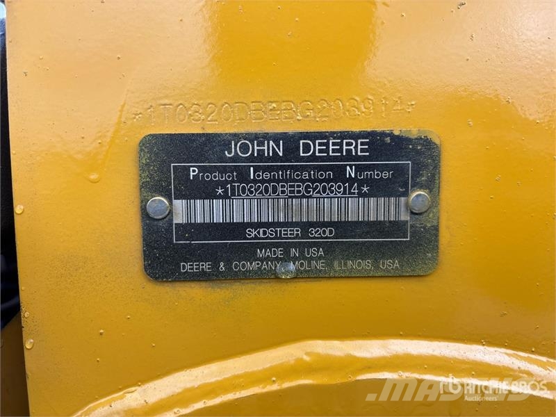 John Deere 320D Kompaktrakodók