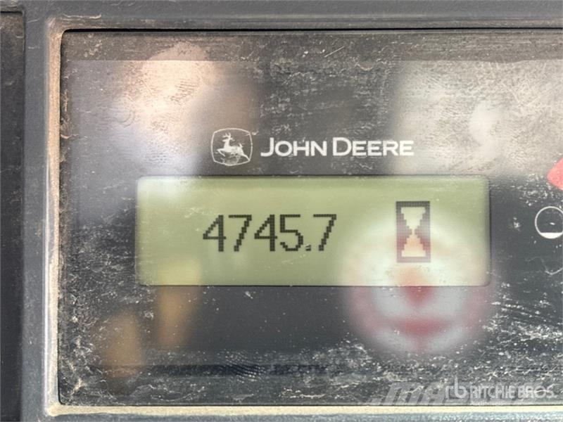 John Deere 323D Skid steer loaders