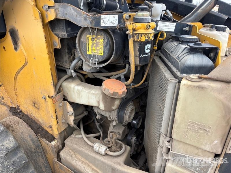 John Deere 323D Skid steer loaders