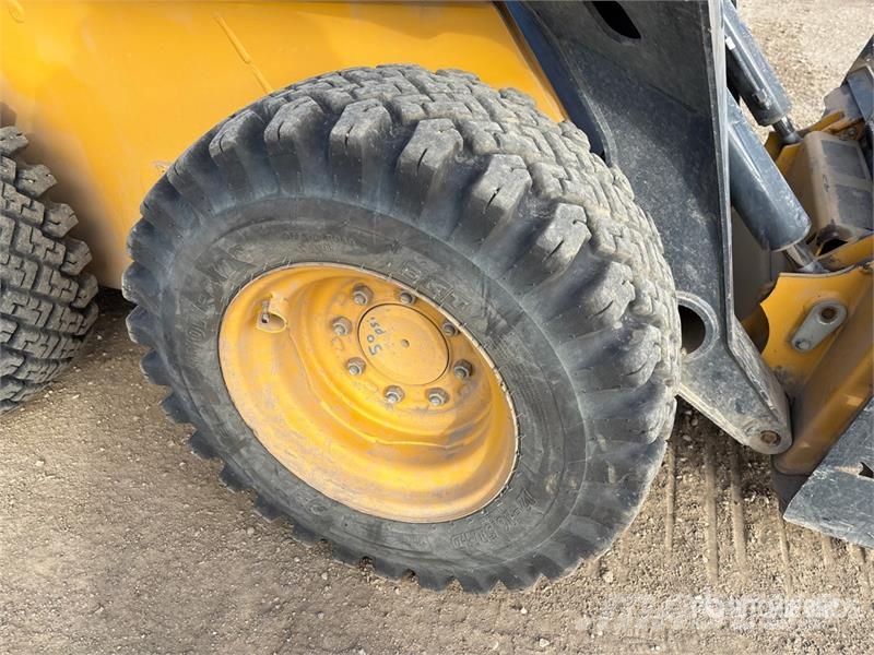 John Deere 324G Two-Speed Skid Steer Loader Skid steer loderler