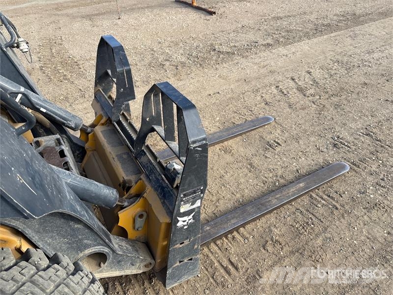 John Deere 324G Two-Speed Skid Steer Loader Skid steer loderler