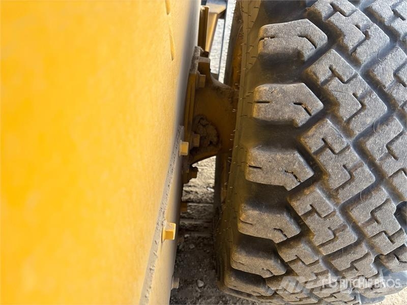 John Deere 324G Two-Speed Skid Steer Loader Skid steer loderler