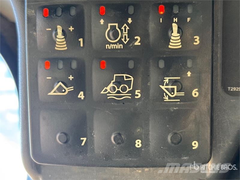 John Deere 324G Two-Speed Skid Steer Loader Schrankladers