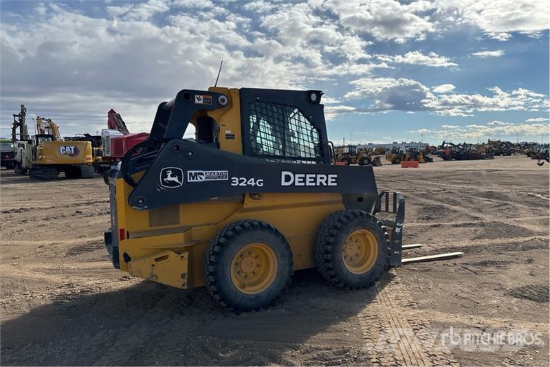 John Deere 324G Two-Speed Skid Steer Loader Schrankladers