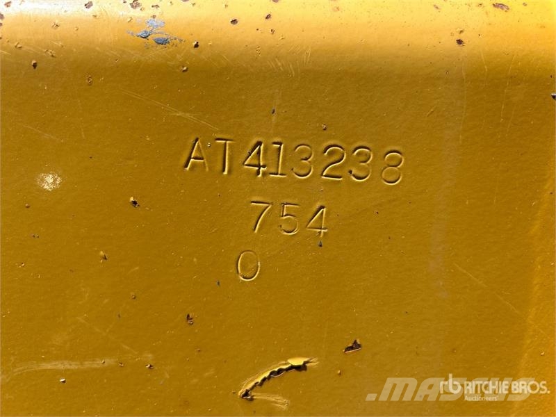 John Deere 324L لوادر بعجل