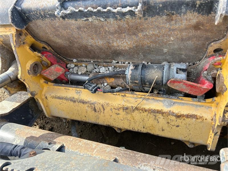 John Deere 325G Chargeuse compacte