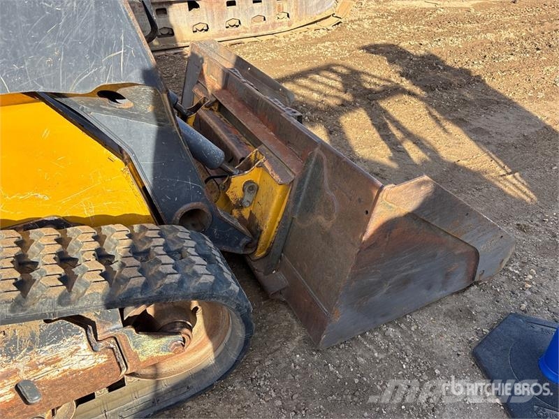 John Deere 325G Krautuvai su šoniniu pasukimu