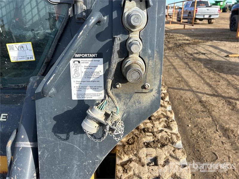 John Deere 325G Chargeuse compacte