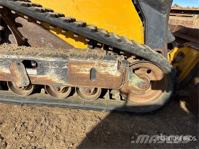 John Deere 325G Krautuvai su šoniniu pasukimu