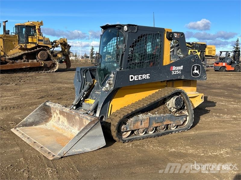 John Deere 325G Chargeuse compacte