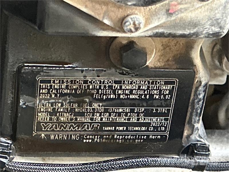 John Deere 325G Chargeuse compacte