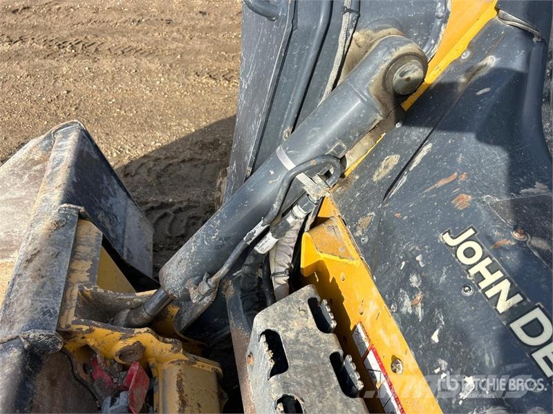 John Deere 325G Chargeuse compacte