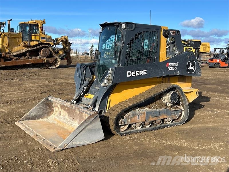John Deere 325G Chargeuse compacte