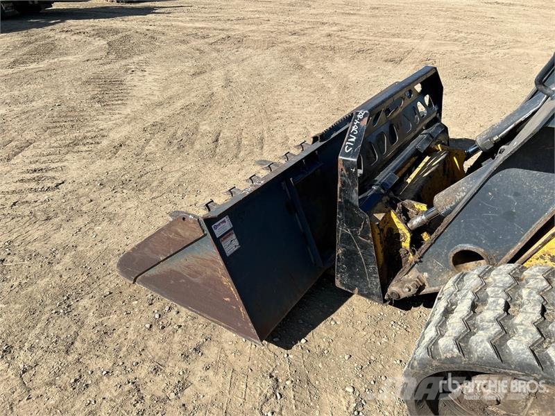John Deere 329D Мини-погрузчики