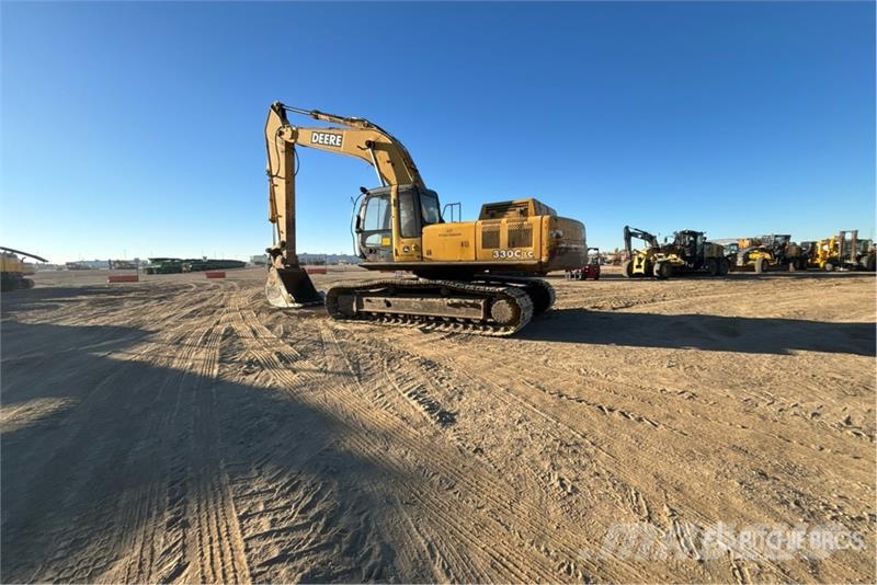 John Deere 330C LC Tracked Excavator Kāpurķēžu ekskavatori