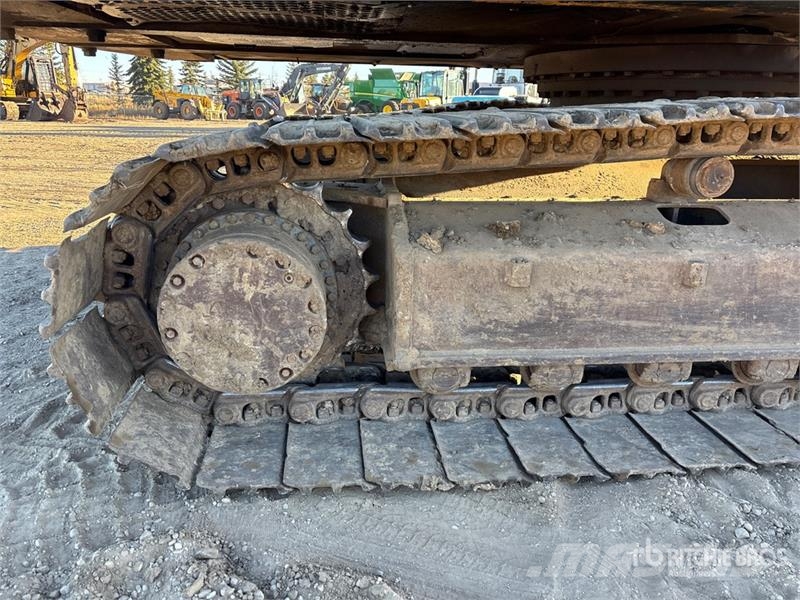 John Deere 330C LC Tracked Excavator Kāpurķēžu ekskavatori