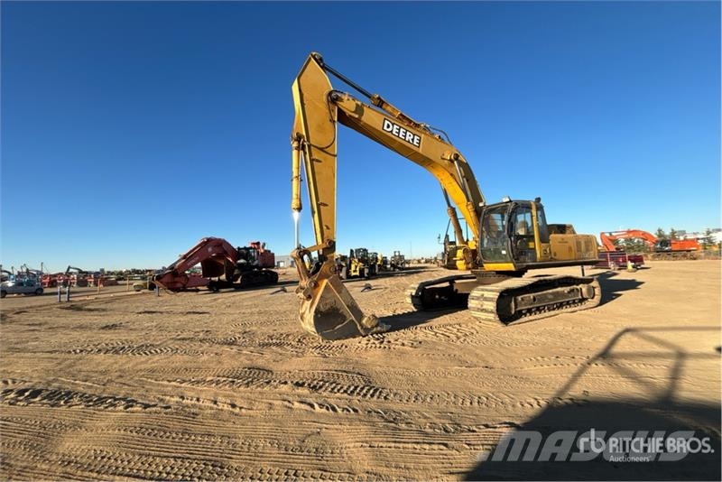 John Deere 330C LC Tracked Excavator Kāpurķēžu ekskavatori