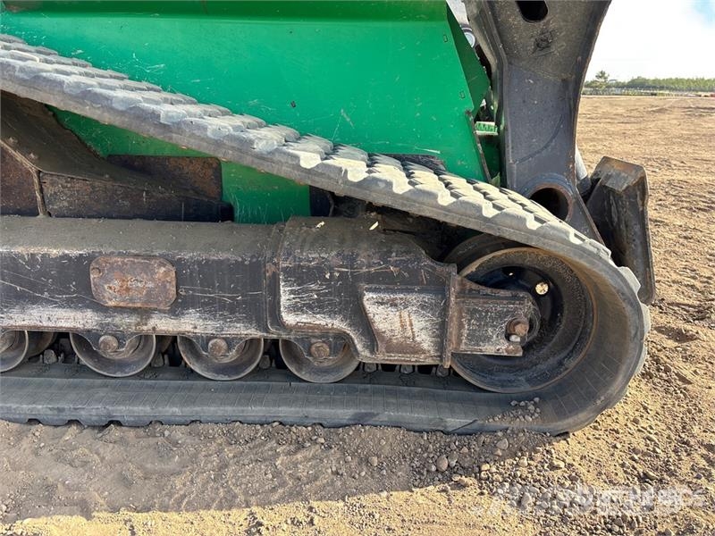 John Deere 331G Kompaktlader