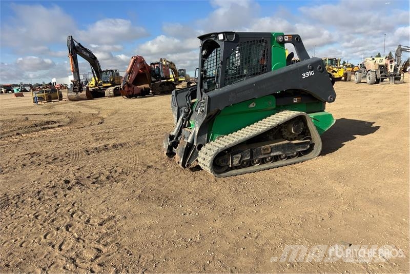 John Deere 331G Kompaktlader