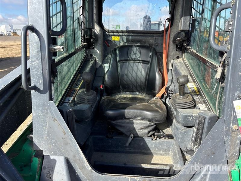 John Deere 331G Kompaktlader
