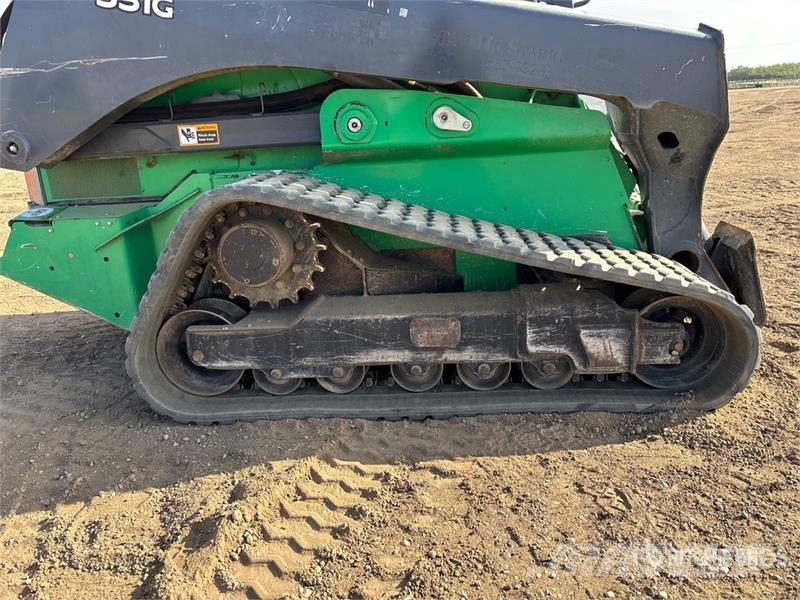 John Deere 331G Kompaktlader