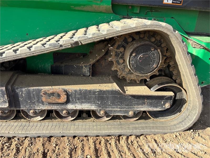 John Deere 331G Kompaktlader