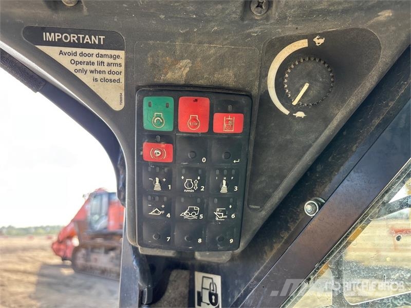 John Deere 331G Kompaktlader
