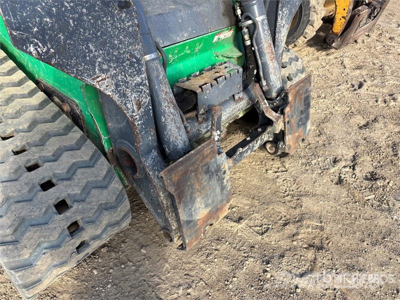 John Deere 331G Kompaktlader