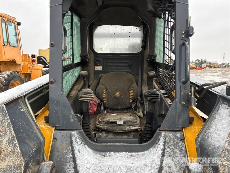 John Deere 332D Kompaktlader