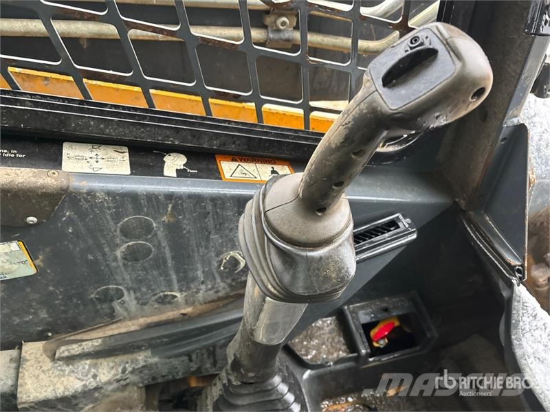 John Deere 332D Kompaktlader