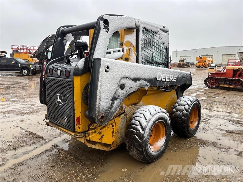 John Deere 332D Kompaktlader