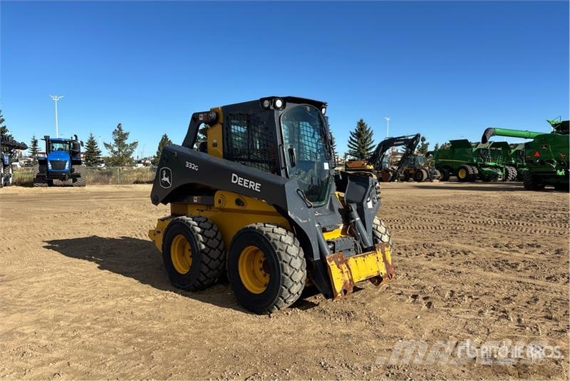 John Deere 332G Skid steer mini nakladalci