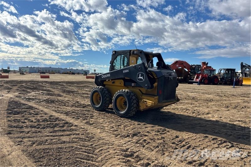 John Deere 332G Skid steer mini nakladalci