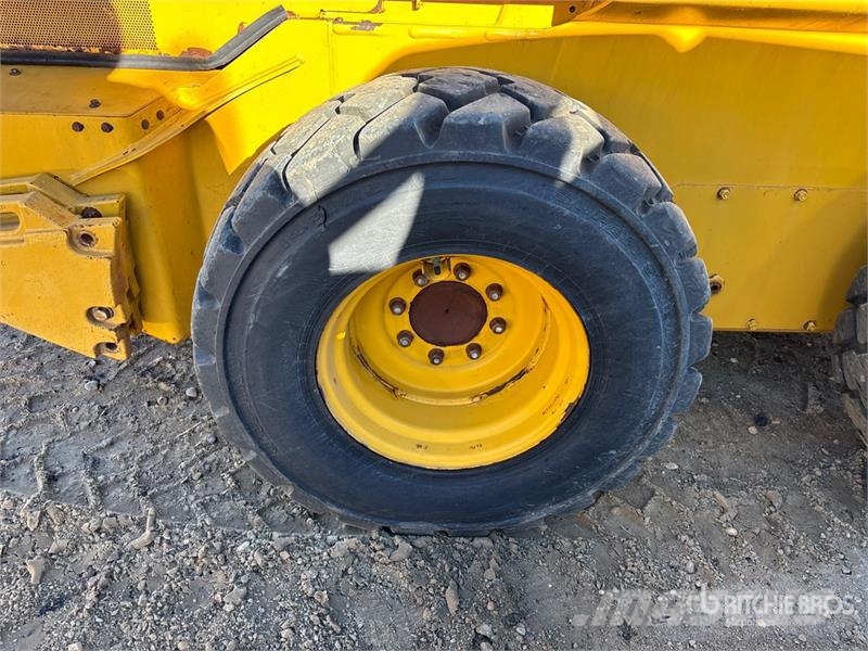 John Deere 332G Skid steer mini nakladalci