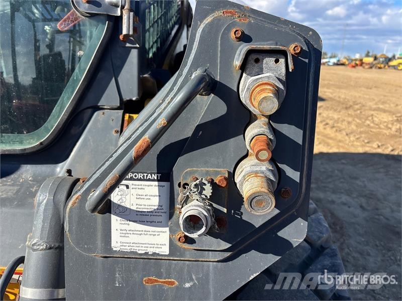 John Deere 332G Skid steer mini nakladalci