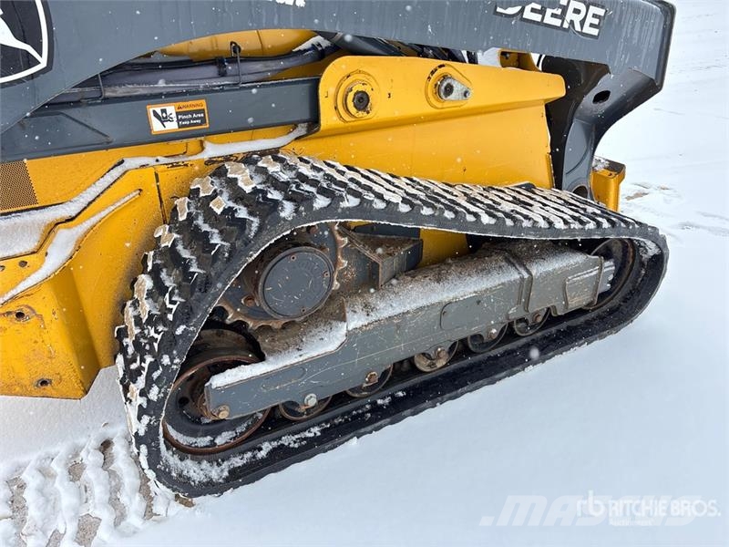 John Deere 333G Skid steer loderler