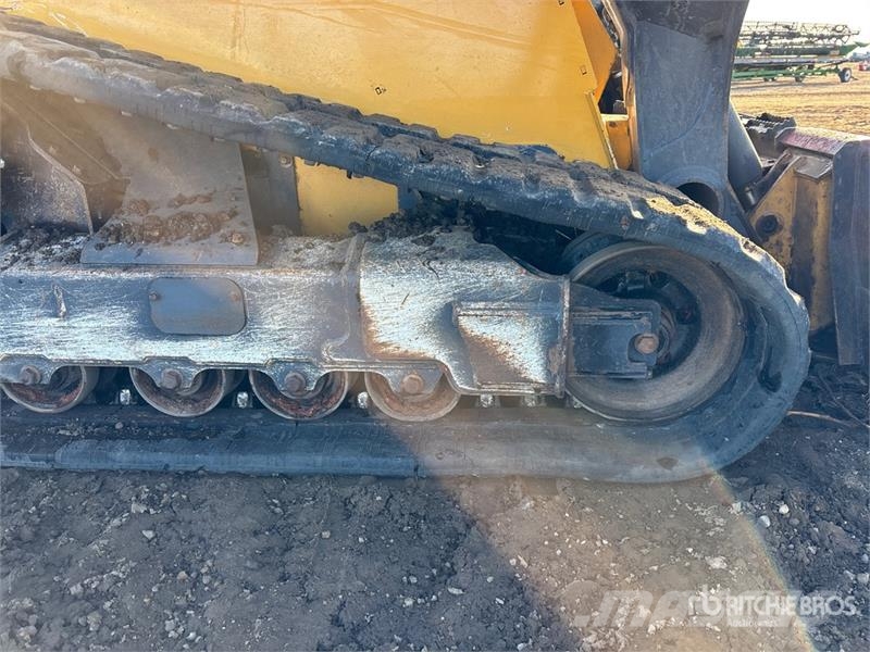 John Deere 333G Krautuvai su šoniniu pasukimu