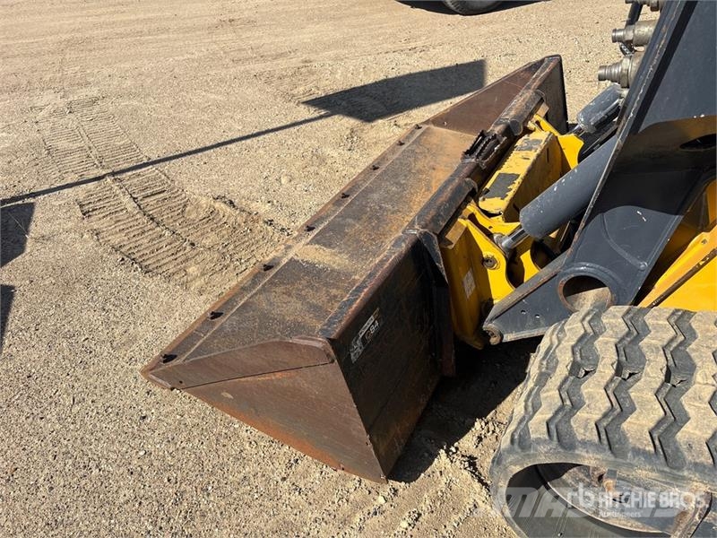 John Deere 333G Minicargadoras