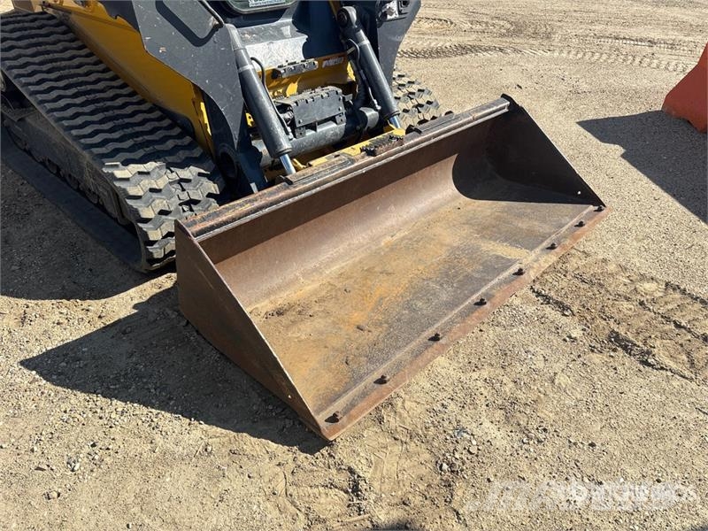 John Deere 333G Minicargadoras