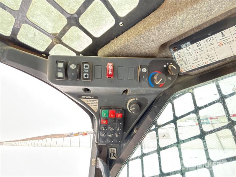 John Deere 333G Skid steer loderler